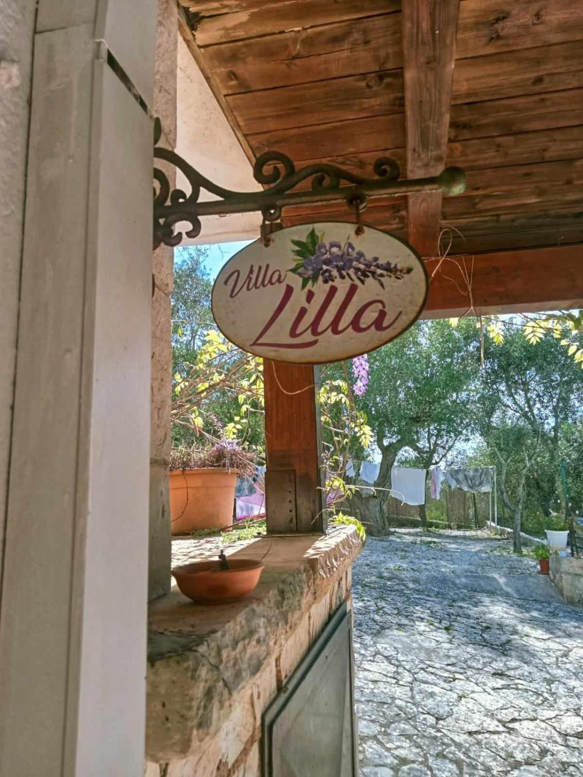 Villa Lilla Остуні Екстер'єр фото